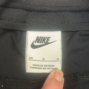 3 pairs of black pants. Size smalll. Levi. Nike. American eagle